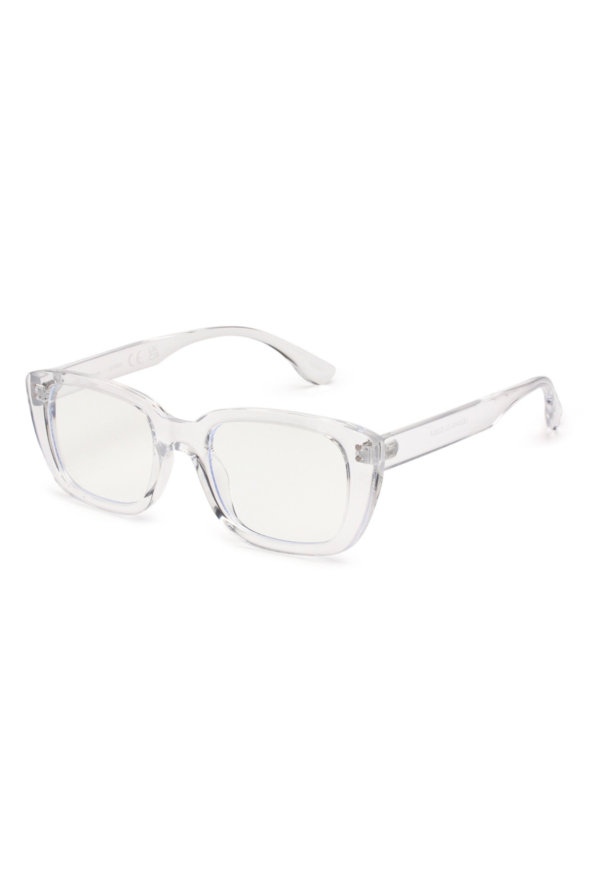 A modern square frame with subtle silver accents that elevate your everyday look.