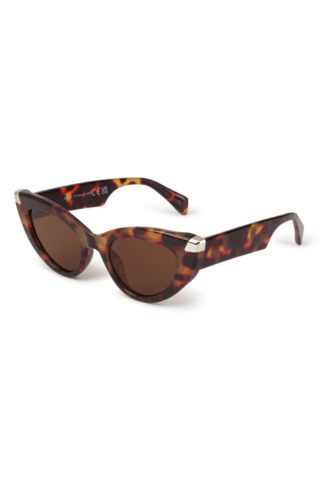 Fashionable cat eye sunglasses with protective lenses