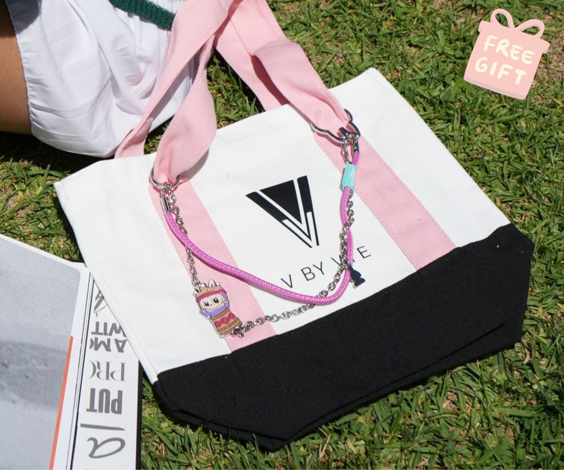 THE MONSTERS Labubu Let's Checkmate Series-Pendant (SINGLE BOX)