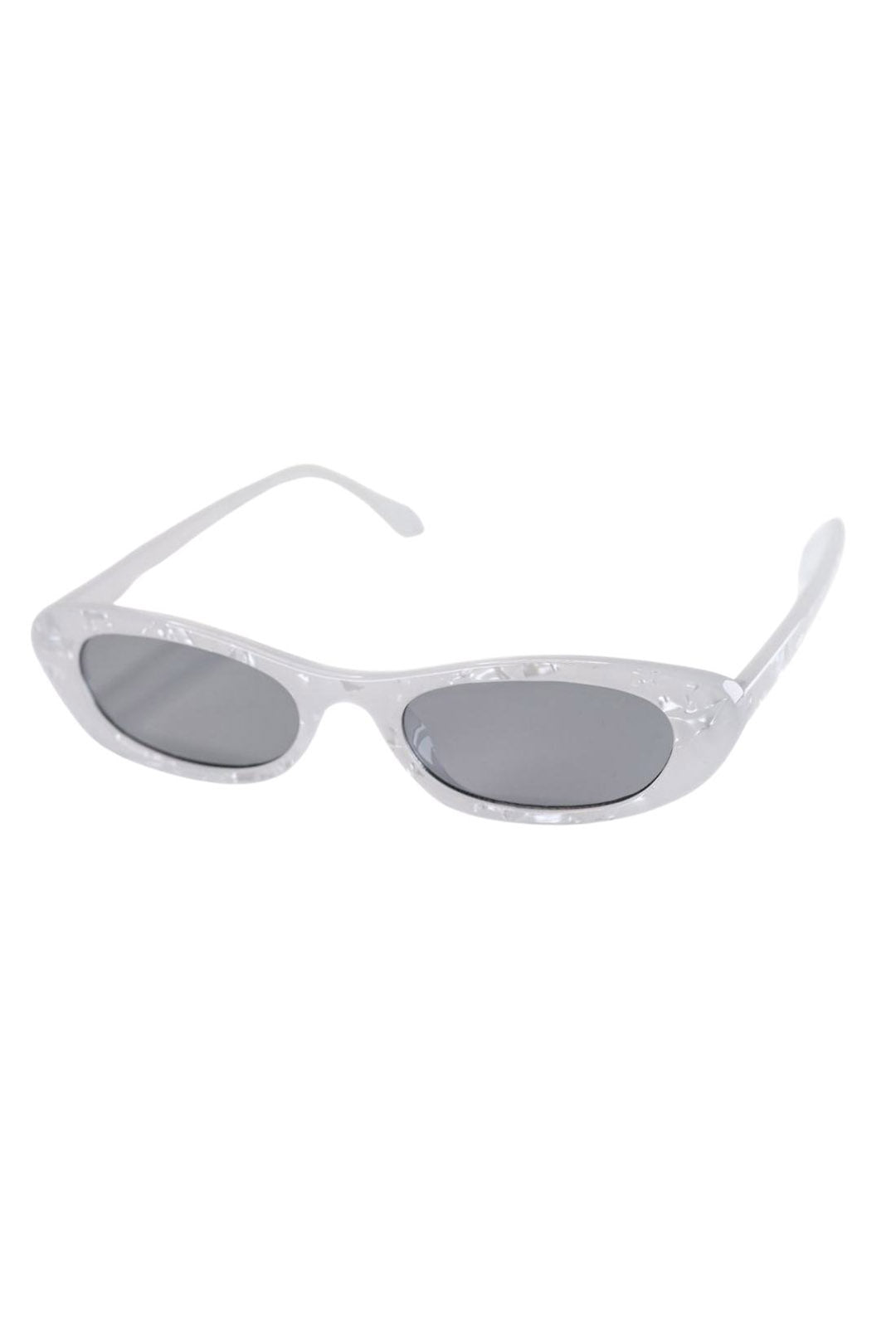 Women’s cat eye sunglasses lightweight polycarbonate frame